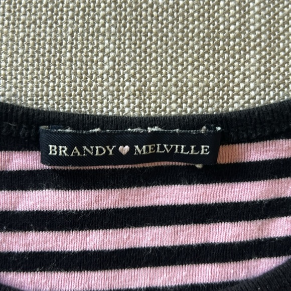 Brandy Melville Scoop Neck Tee. OS. Black and pink striped - Picture 6 of 6
